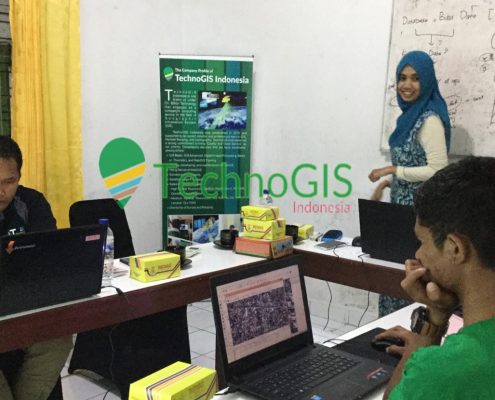 pelatihan gis dengan qgis technogis indonesia