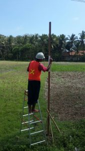 pengecatan patok batas uruk tanah
