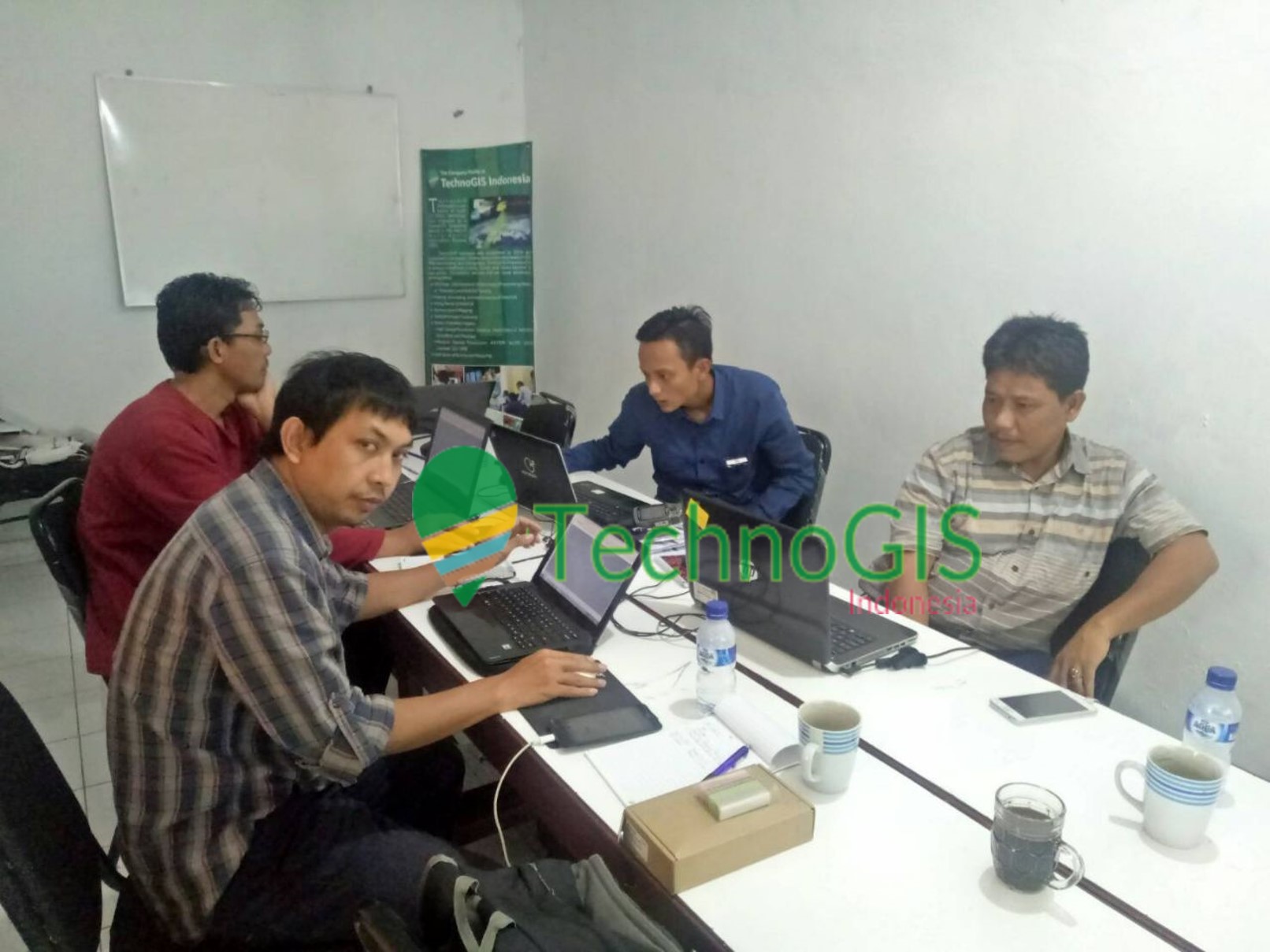 pelatihan gis basic april 2018 technogis indonesia