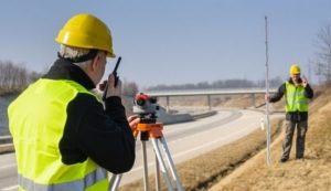 Perbandingan Waterpass Theodolite dan Total Station Dalam Survey Pemetaan